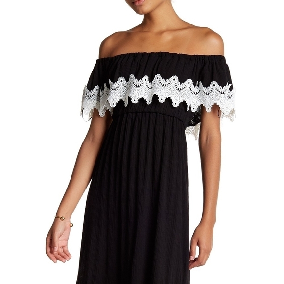 Romeo & Juliet‎ Ruffle Off The Shoulder Maxi Dress - Picture 2 of 5